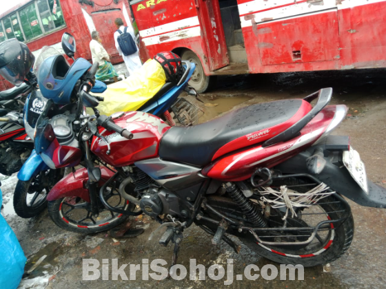 Bajaj Discover 25